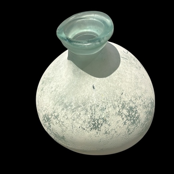 San Miguel Vidrios textured recycled mint green Bulbous Art Glass Vase - Picture 1 of 17
